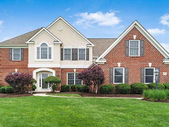 3rd image of 7686 Blue Fescue Dr
