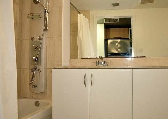 5th image of 1750 N Bayshore Dr #23