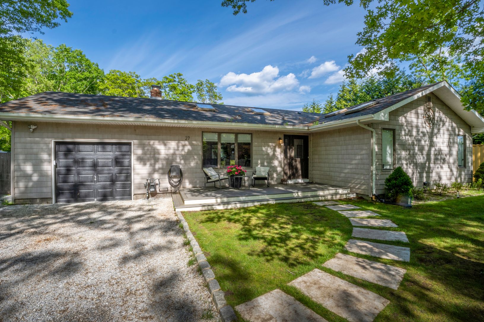  Your Hamptons Getaway!