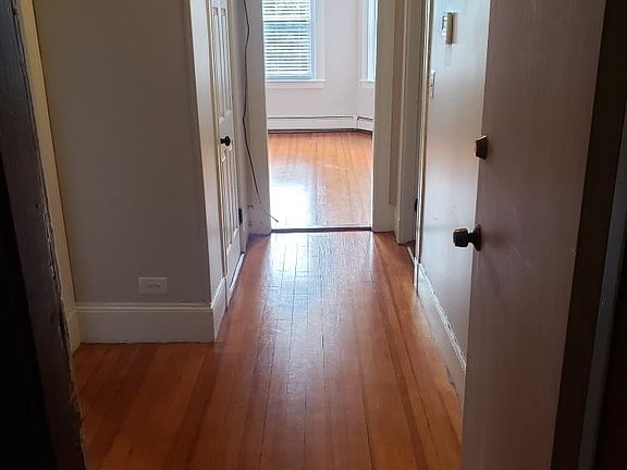 2nd image of 14-16 Newhall St #44