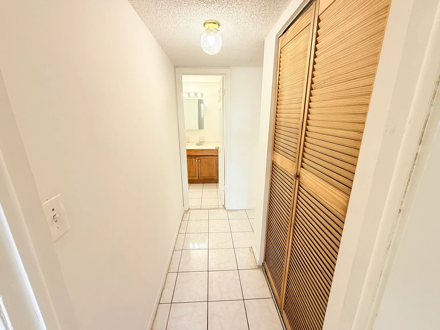 1 bed, 800 sqft, $1,425 — Photo 4