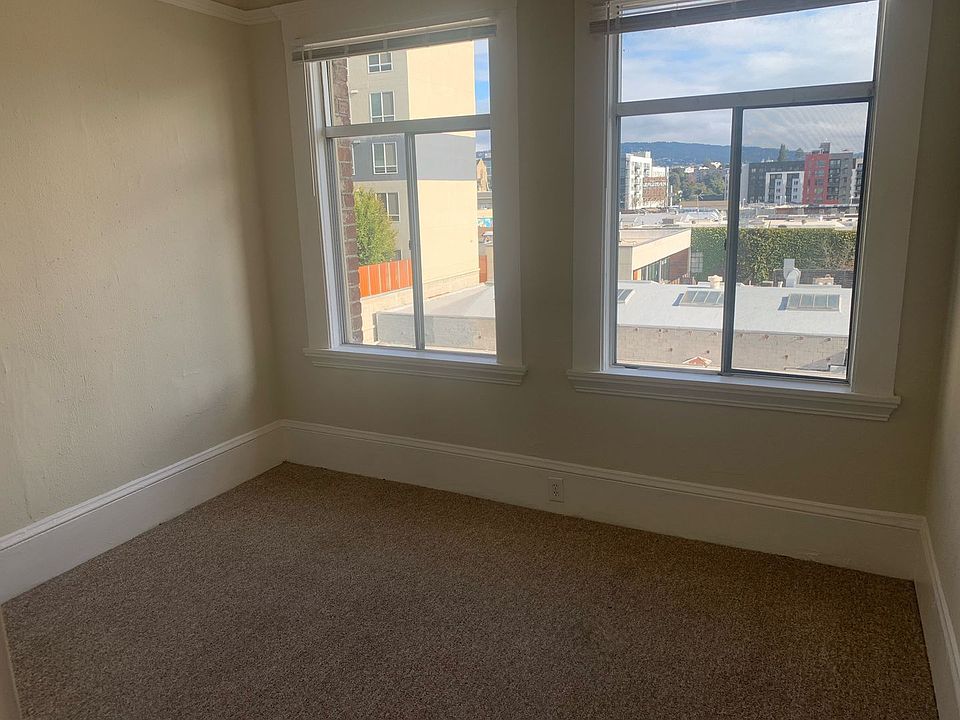 1st image of 498 25th St APT 26