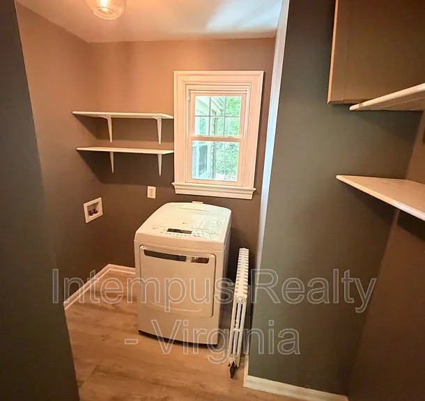 7104 Triad Way — Photo 8