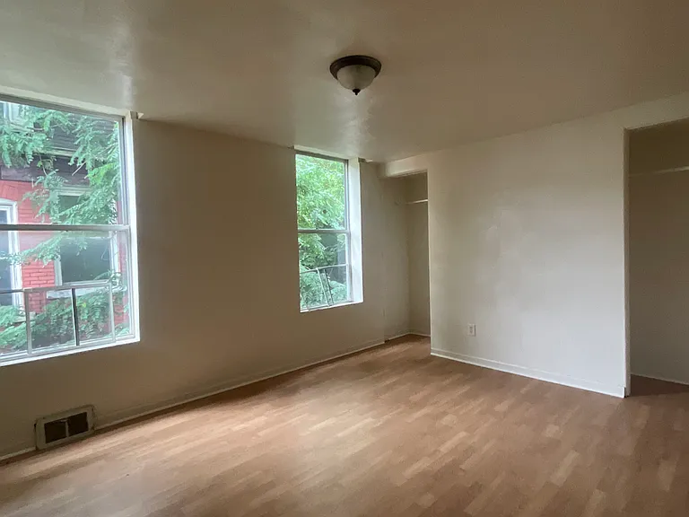 626 Airbrake Ave — Photo 6