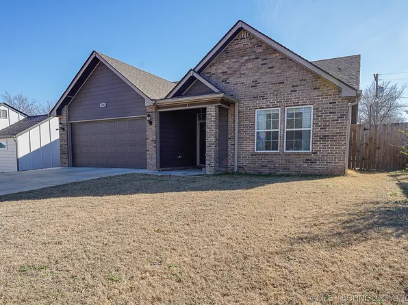 236 E 29th St N, Tulsa, OK 74106