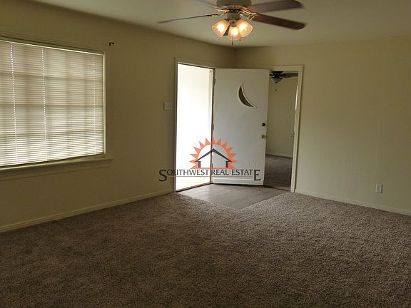 3rd image of 2204 Axtell St