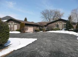 2189 Post Rd, Northbrook, IL 60062