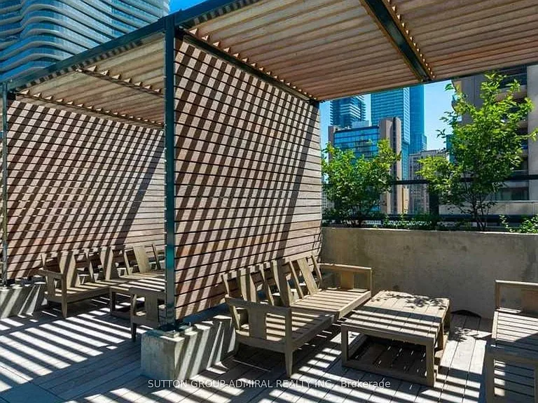 955 Bay St #3306 — Photo 38