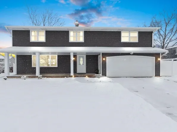 814 Broadview Dr, Green Bay, WI 54301