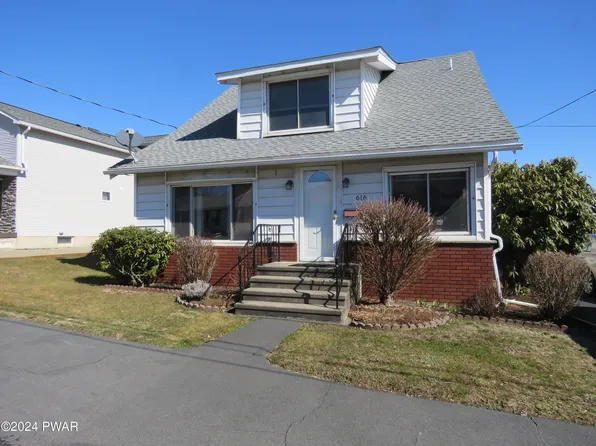 616 Crystal St, Peckville, PA 18452