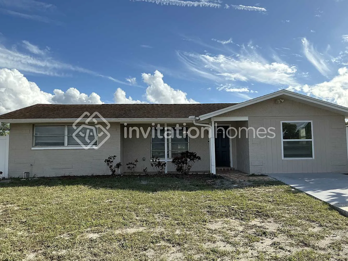8018 Pineapple Ln Port Richey, FL 34668 — Photo 1