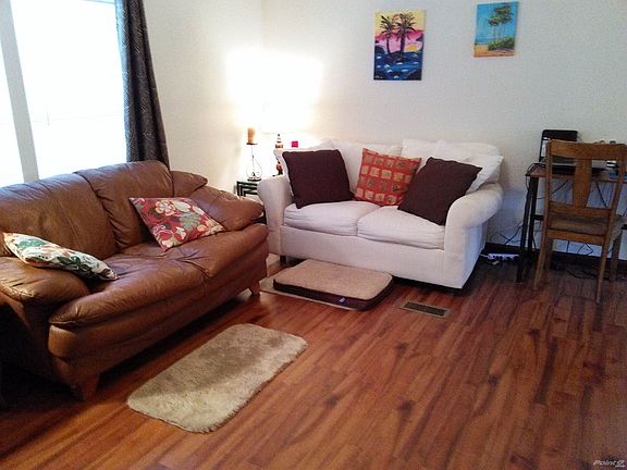 CI 194 living rm