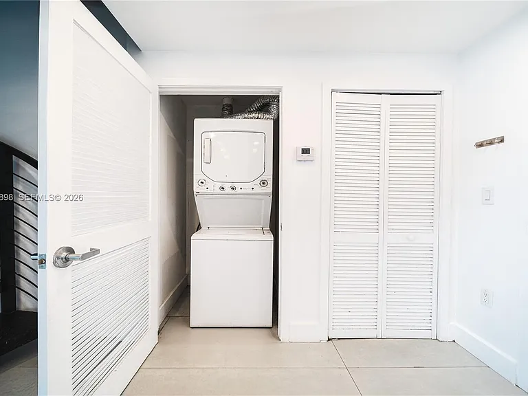 13800 Highland Dr #Penthouse 4 — Photo 6