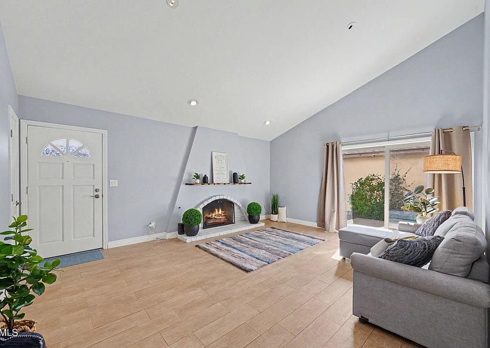 1st image of 534 Holly Ave