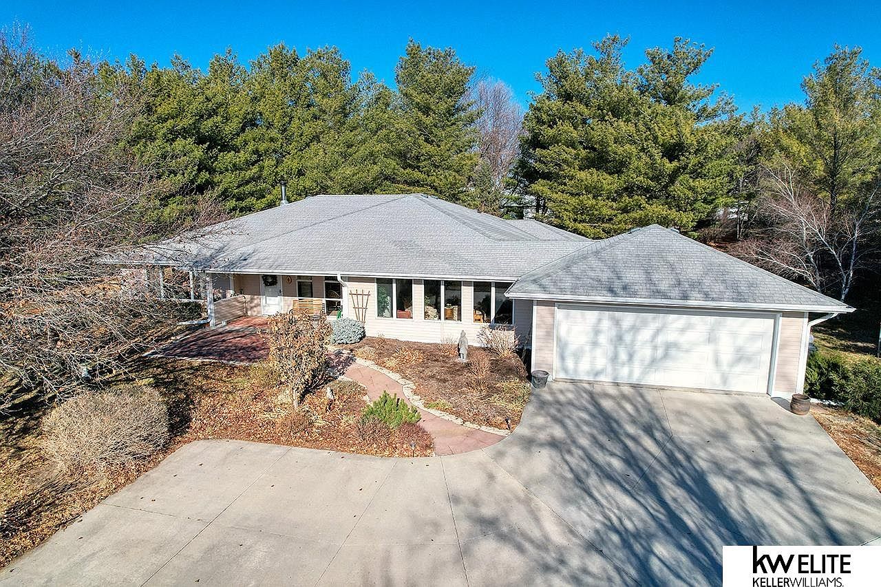 6741 SW 25th St, Lincoln, NE 68523 | Zillow