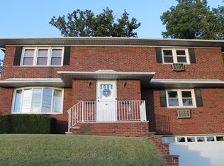 41 Marginal Rd, Rutherford, NJ 07070