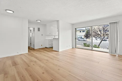 934 6th St #1 Photo 1
