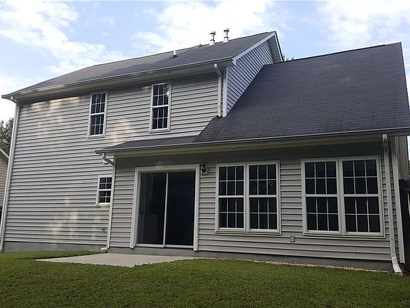 4th image of 5109 Carriage Woods Dr