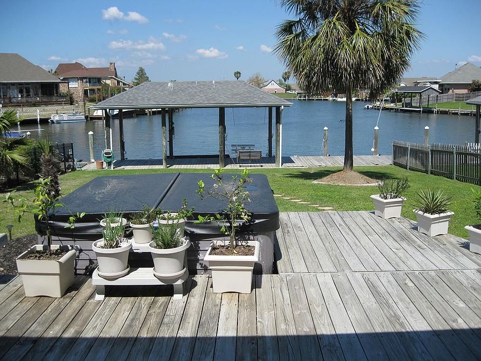 1st image of 1390 Marina Dr.