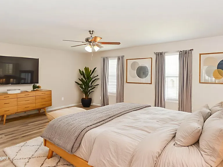 413 Emerald Creek Dr — Photo 12