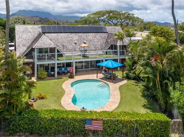 558 Paakiki Pl, Kailua, HI 96734