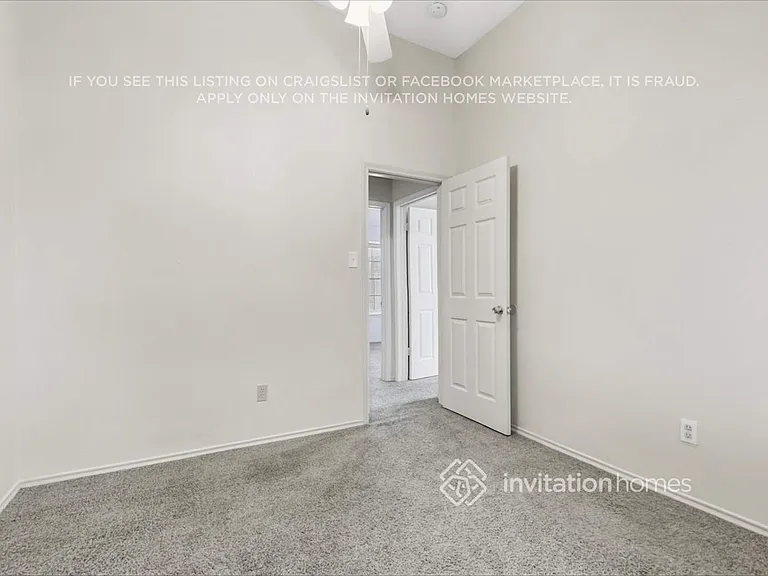 10514 Wayward Wind Ln — Photo 18