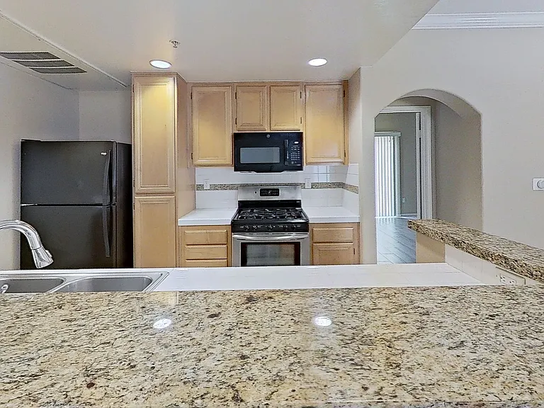 5210 Premiere Hills Cir #119 — Photo 5