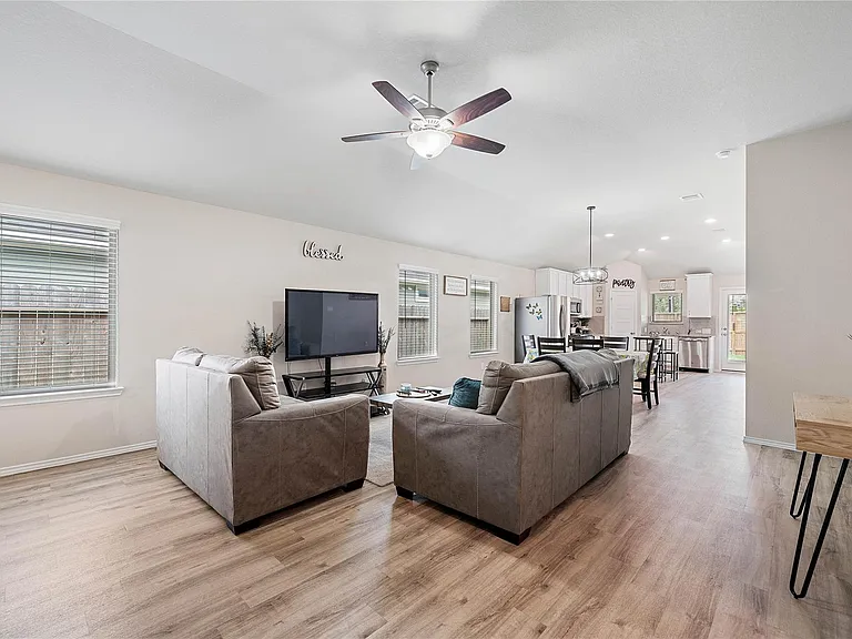 6930 Scarlet Sagebrush St — Photo 5