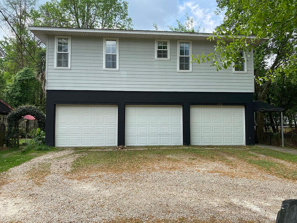 1st image of 223 Lafayette Cir