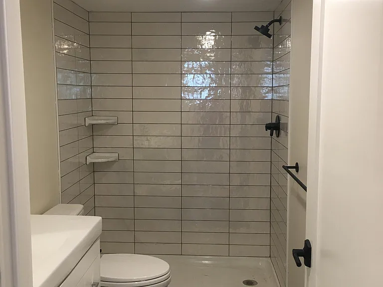 5926 NE 32nd Pl #B — Photo 5