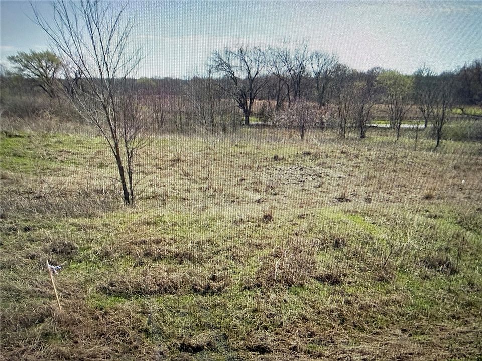 2nd image of 19 Reast Rd