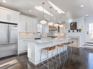 27 Howland St #Penthouse 1, Dorchester, MA 02121