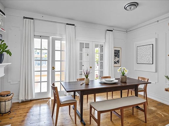 3rd image of 173 Montrose Ave APT 2
