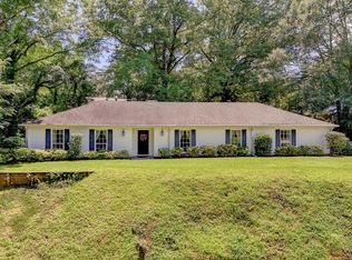 1002 Highland Cir, Vicksburg, MS 39180