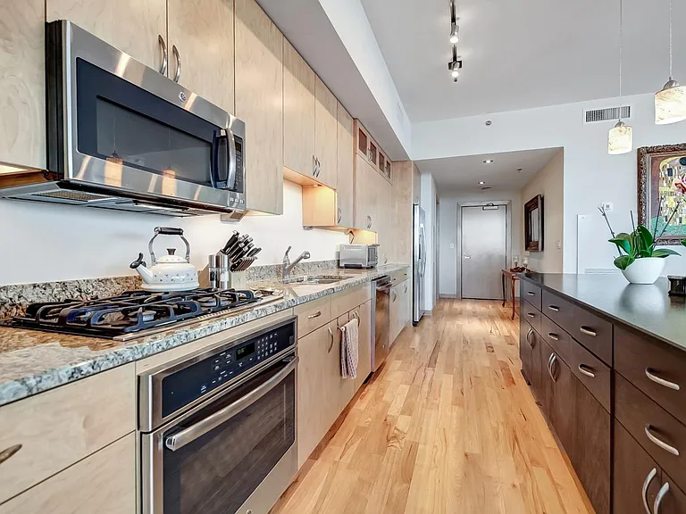 1120 S 2nd St #814 — Photo 20
