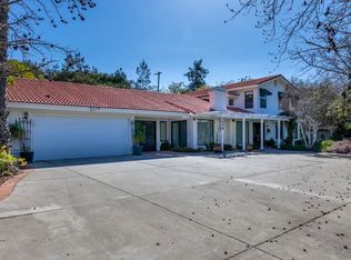 3058 Hill Valley Dr, Escondido, CA 92029