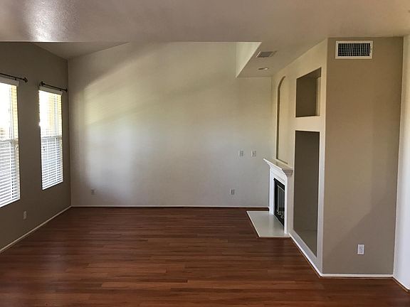 2nd image of 28259 Canterbury Ct #127