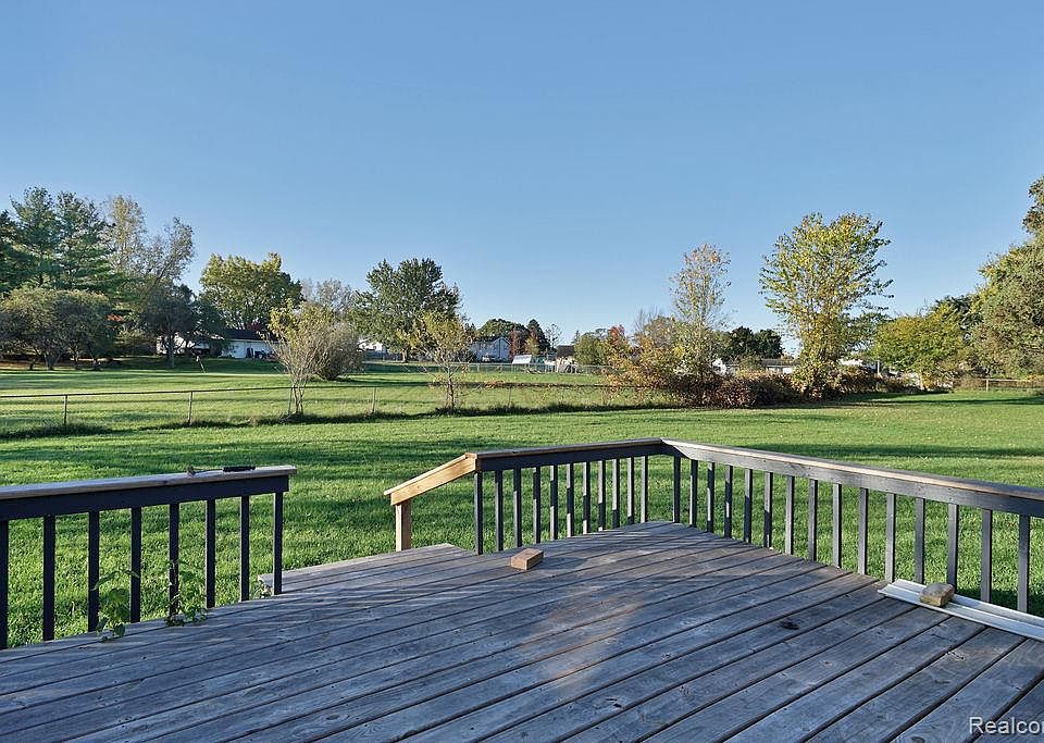 10392 Green Rd, photo 28