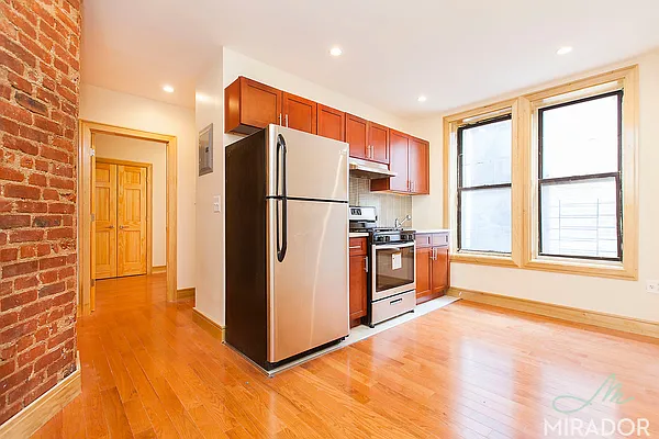 Rented by Mirador Real Estate | media 8