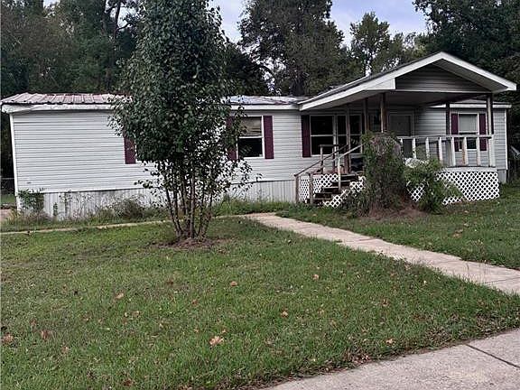 2nd image of 1320 Tioga Rd