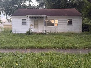 932 E Sangamon Ave, Rantoul, IL 61866