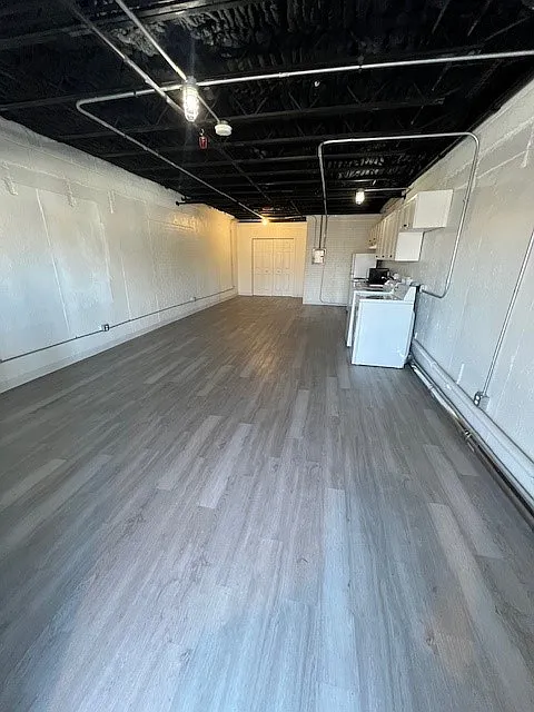 Studio, 640 sqft, $895 — Photo 2