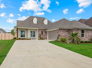 618 Easy Rock Landing Dr, Broussard, LA 70518