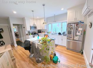 2 Drummond Pl #A, Cambridge, MA 02140