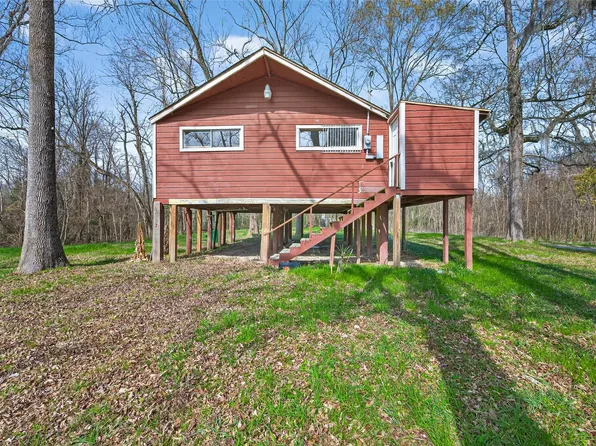 200 County Road 2859, Cleveland, TX 77327