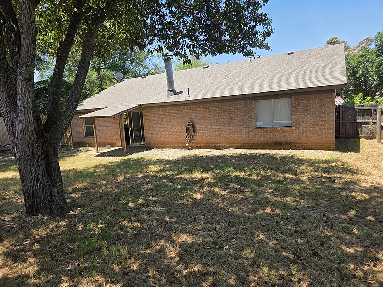 6101 Cool Springs Dr — Photo 14