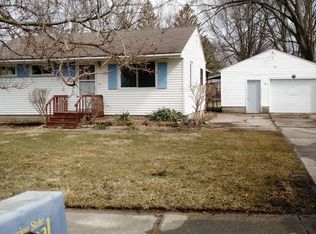 2923 S Catherine St, Lansing, MI 48911