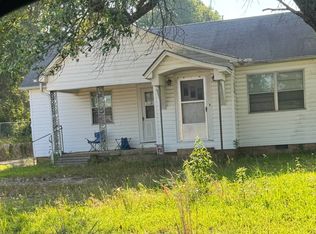 2220 N Vine St, Magnolia, AR 71753