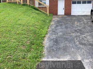 4430 Glencairn St, West Mifflin, PA