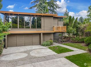 2700 NE 86th St, Seattle, WA 98115